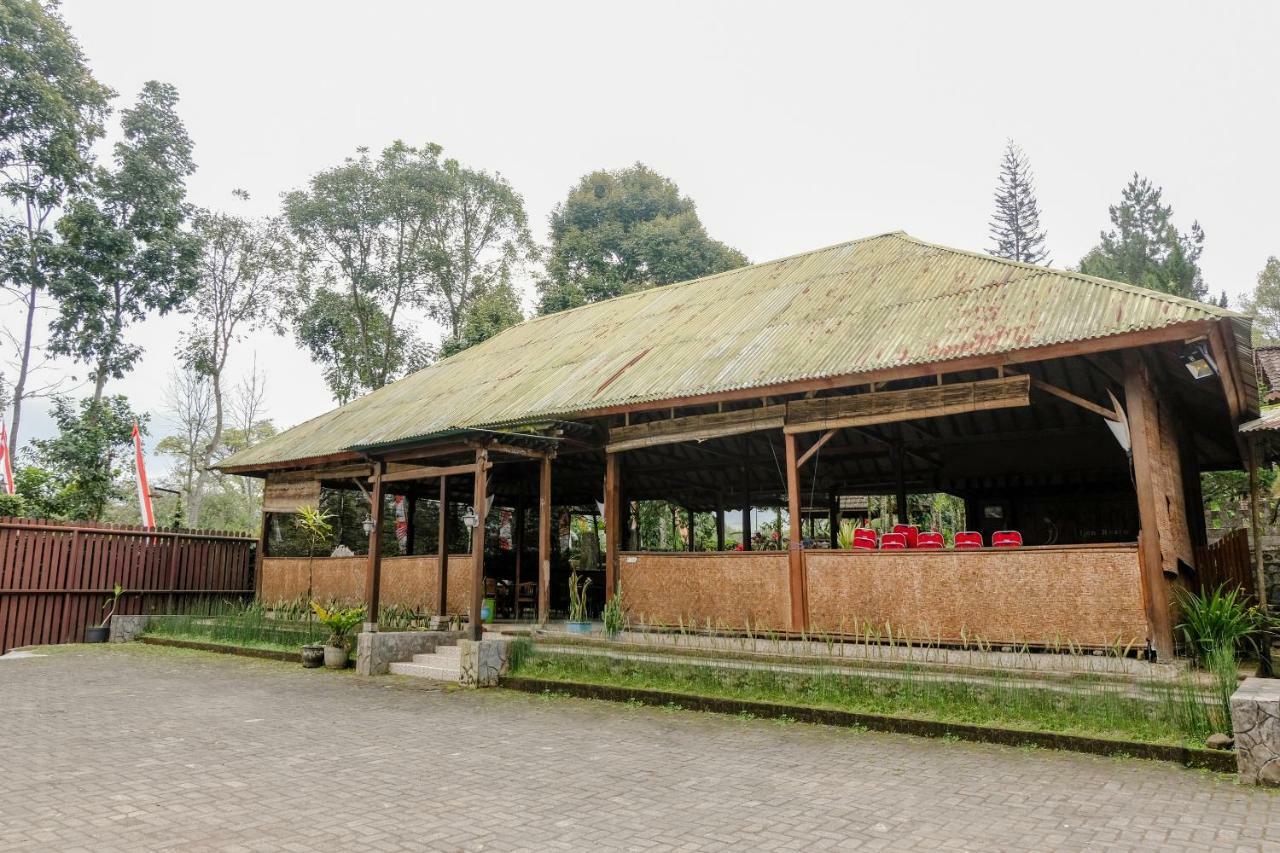 Oyo 1415 Ijen Residence Licin Exterior foto